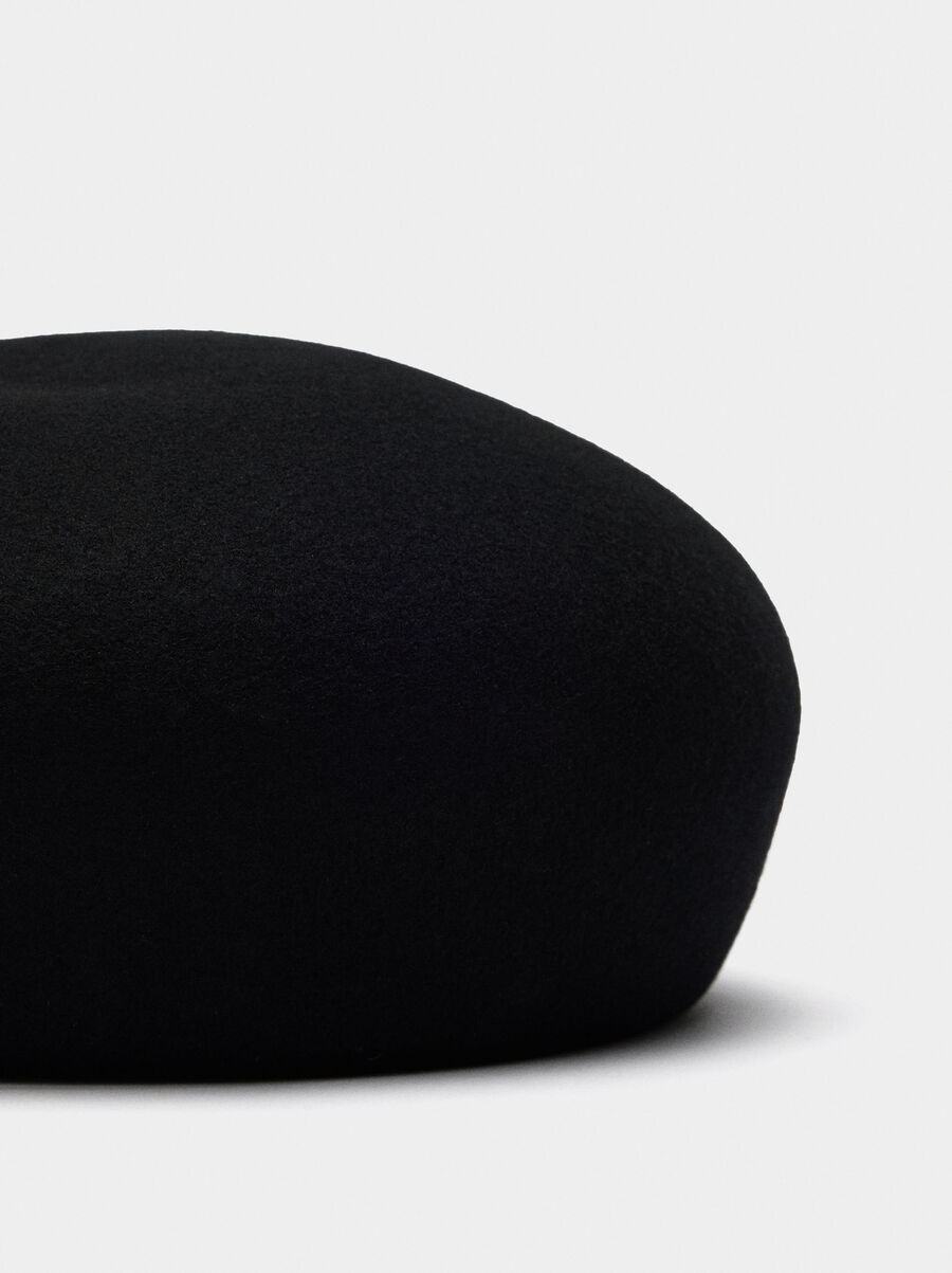 Wool beret