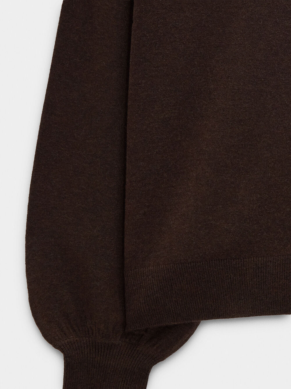 Knit sweater buttons