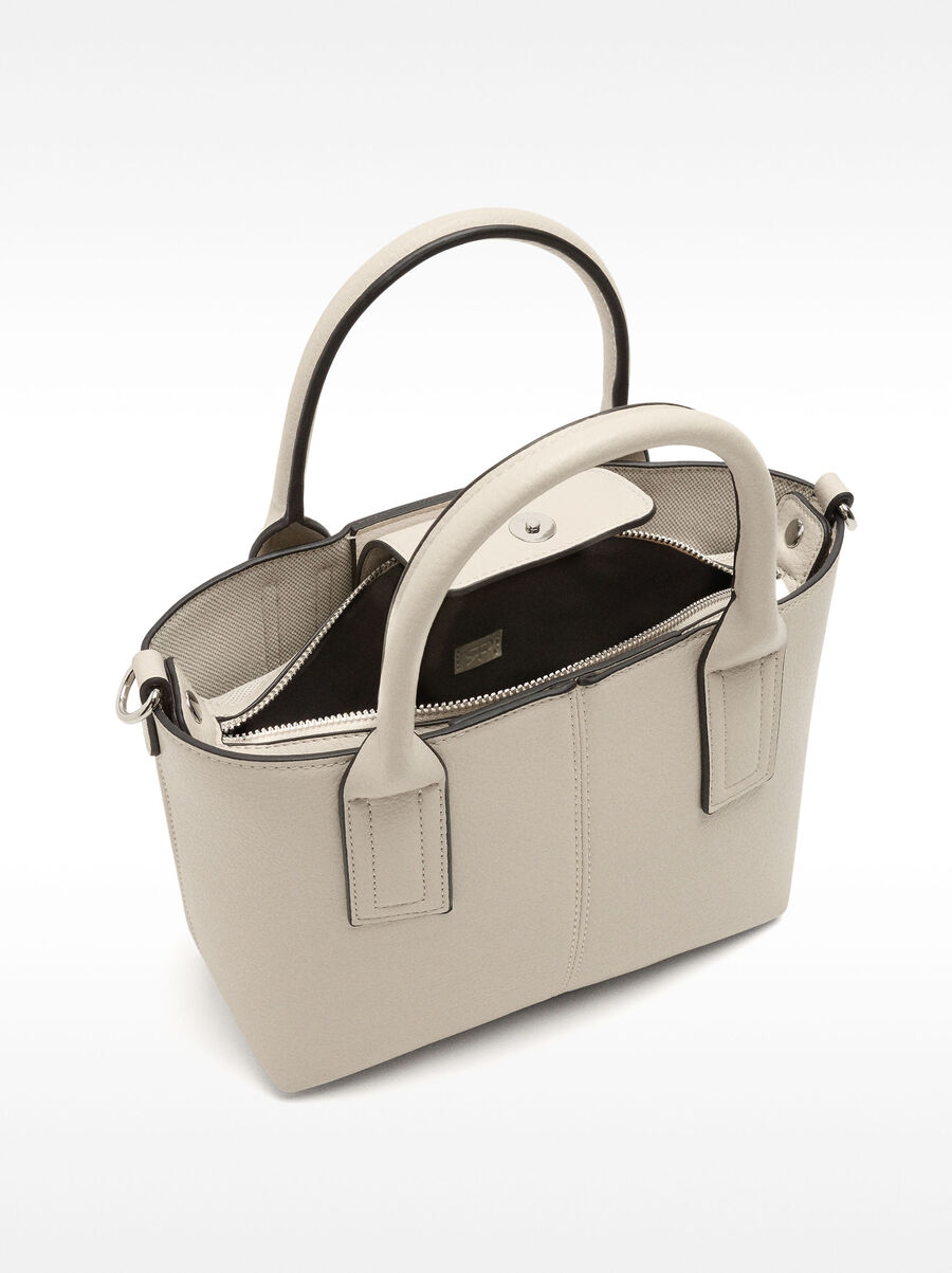 Tote bag with texture and removable bag