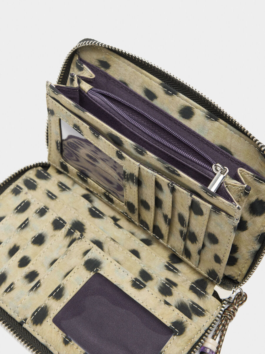 Wallet in animal printed nylon