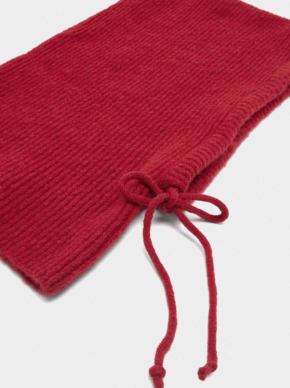 Knit balaclava with straps