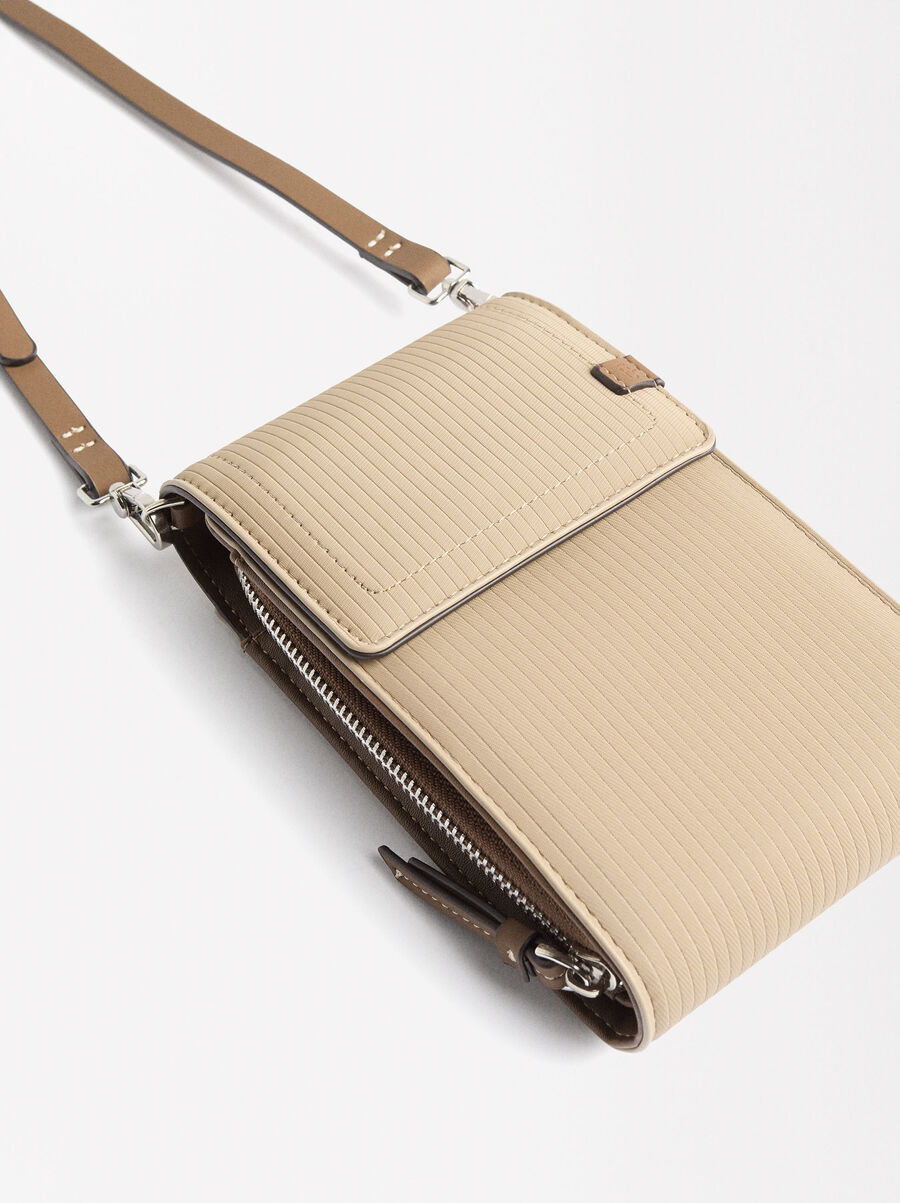 Textured mobile phone case