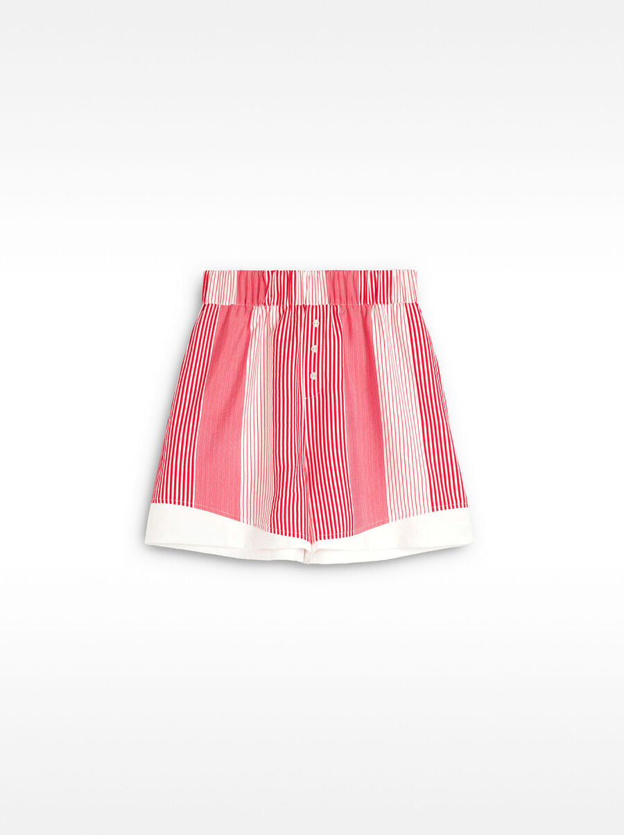 Striped shorts with contrast