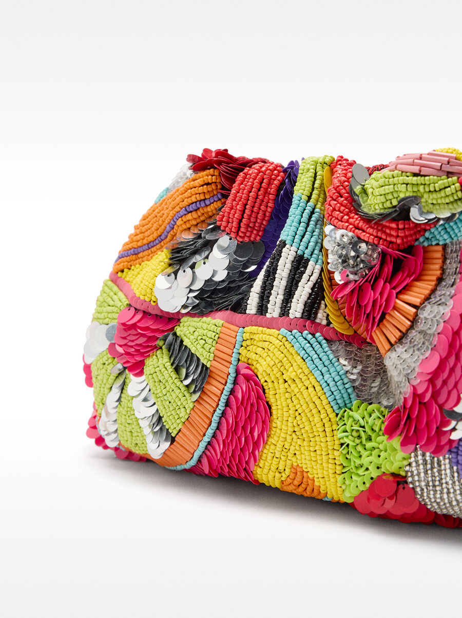 Party bag with beads