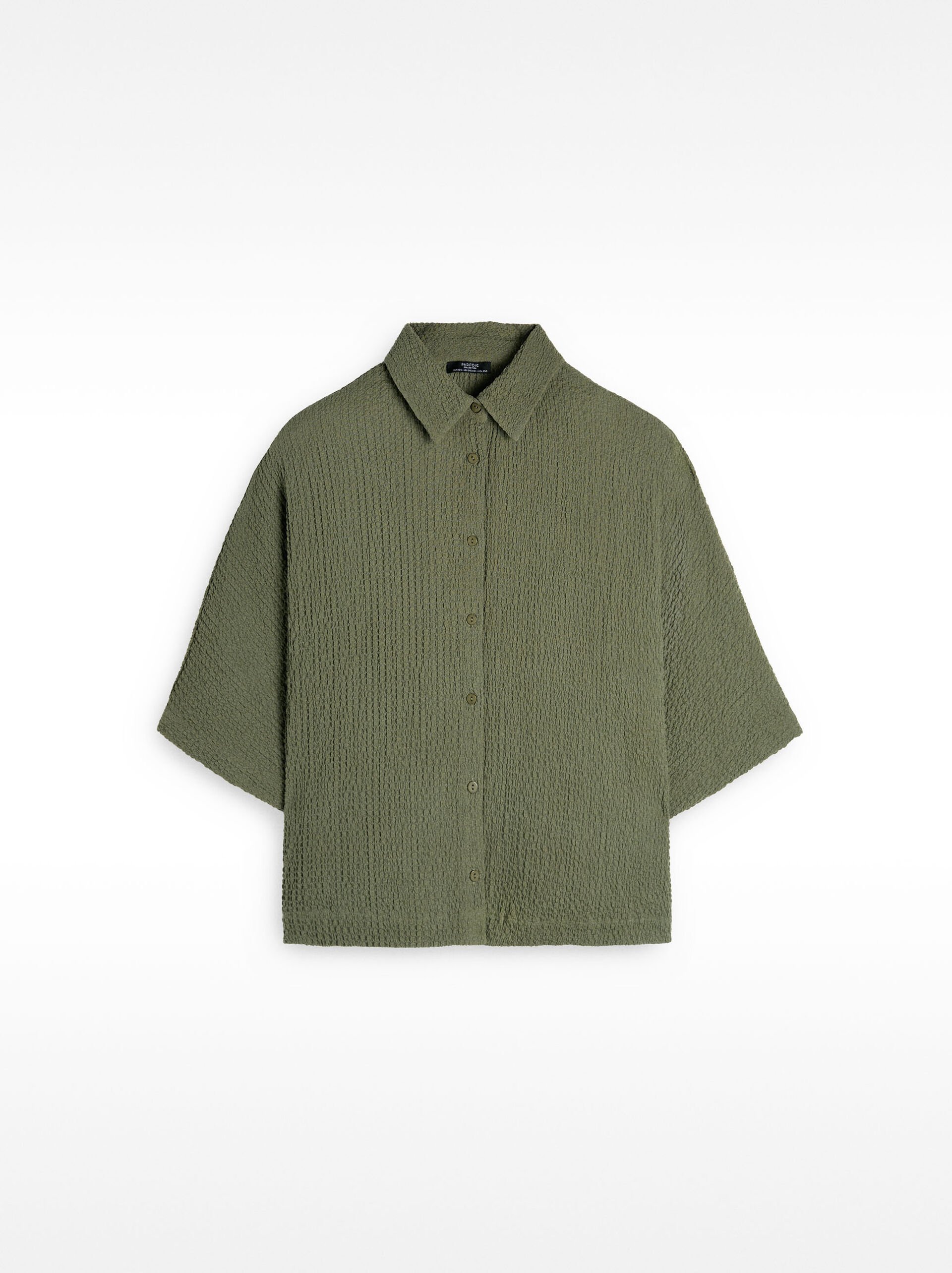 Camisa fluida com efeito enrugado image number 5.0