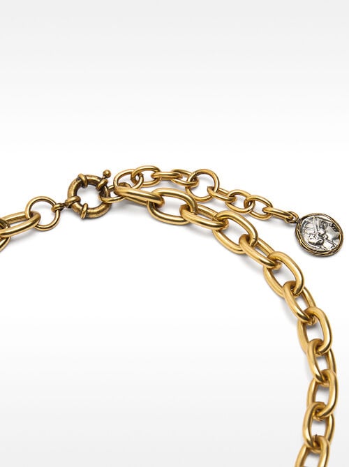 Chain necklace with aged-effect medals