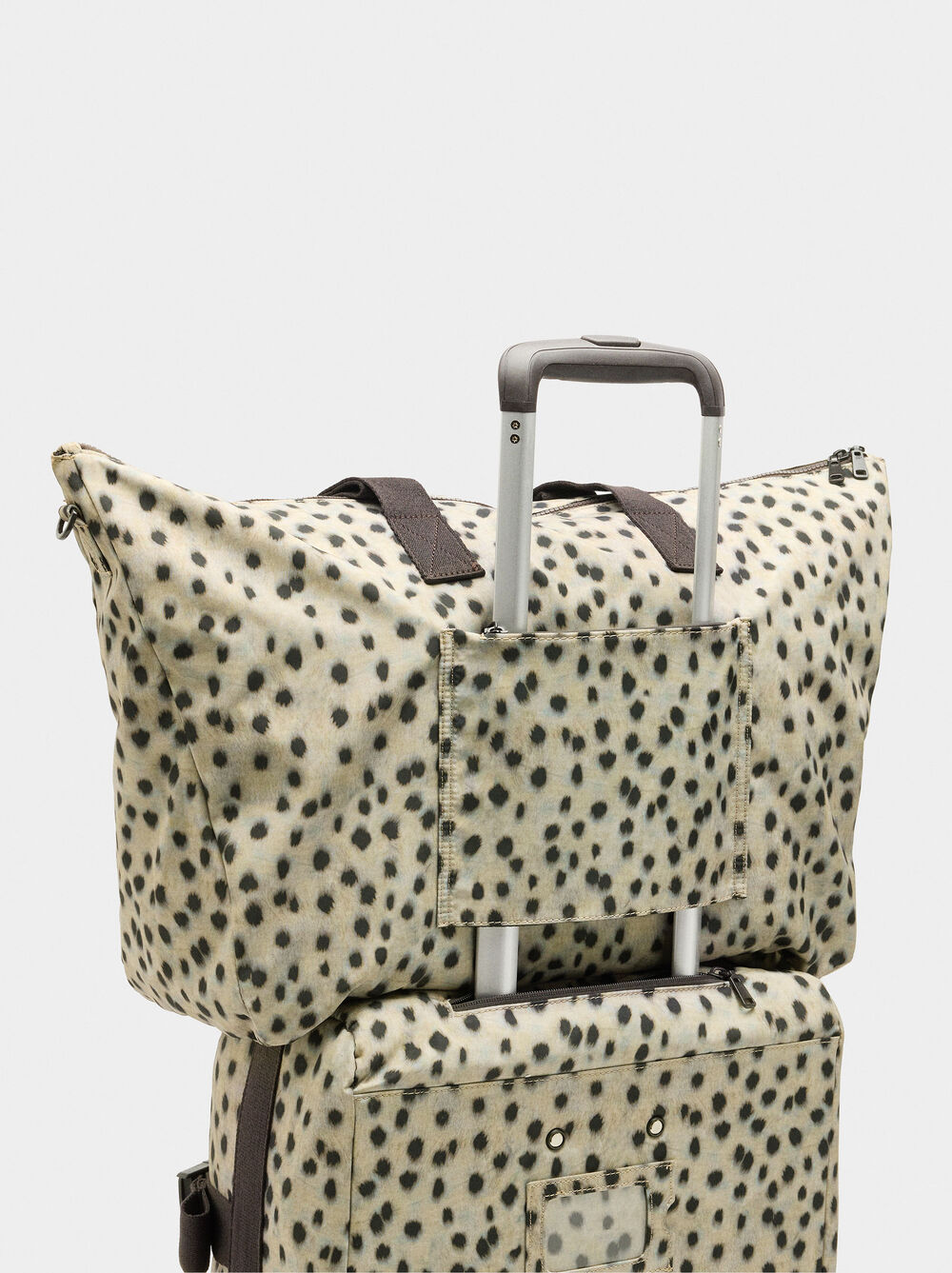 Travel suitcase with animal printed nylon