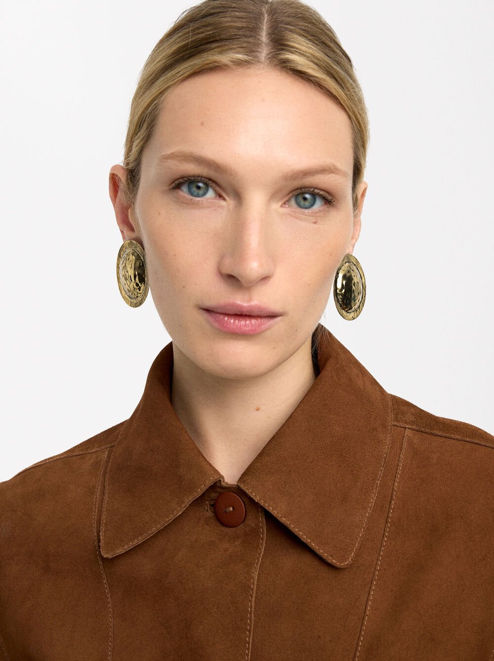 Round earrings