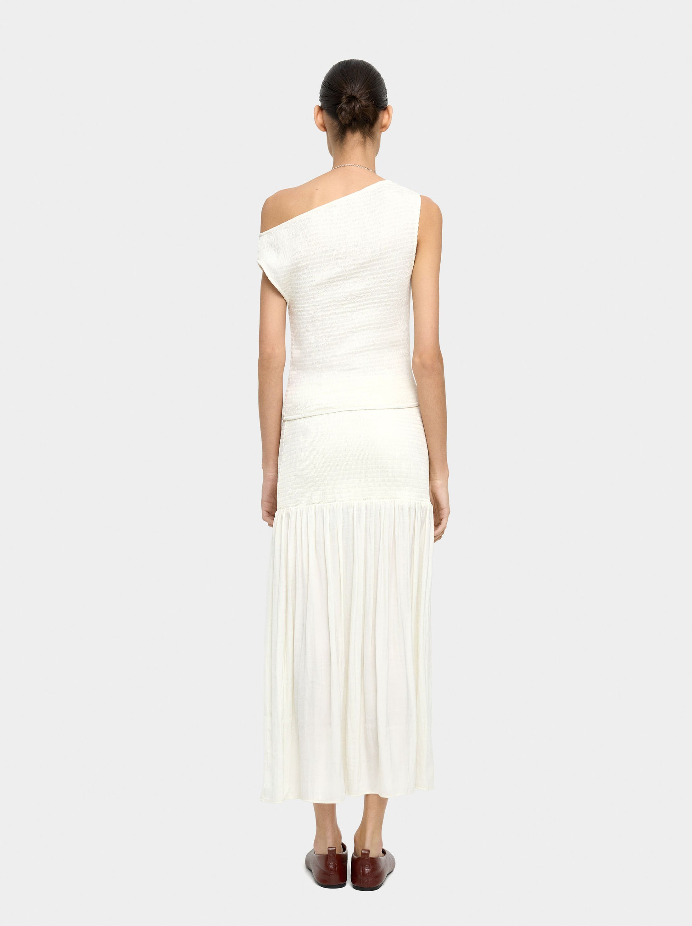 Long skirt with texture image number 3.0