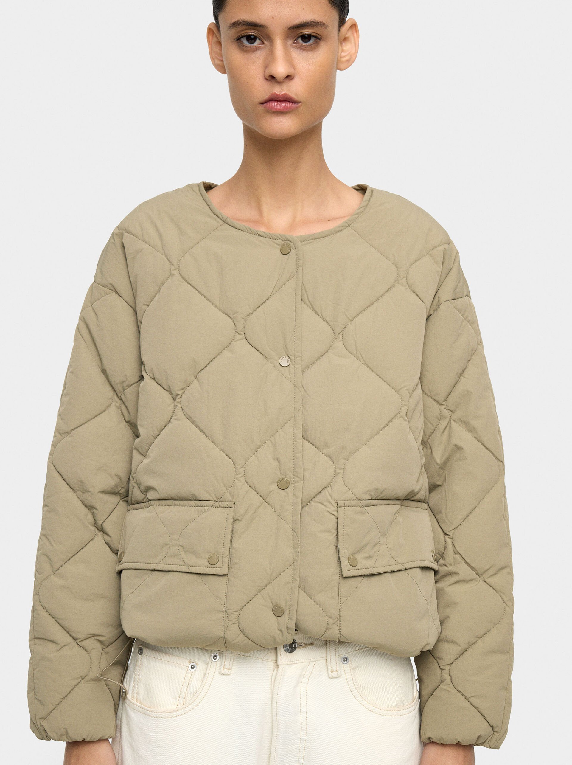Manteau matelassé avec capuche amovible image number 4.0