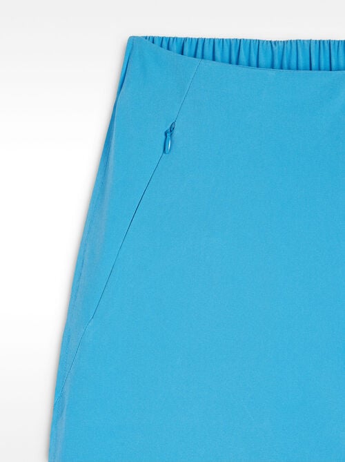 Calças com bolsos fecho de correr