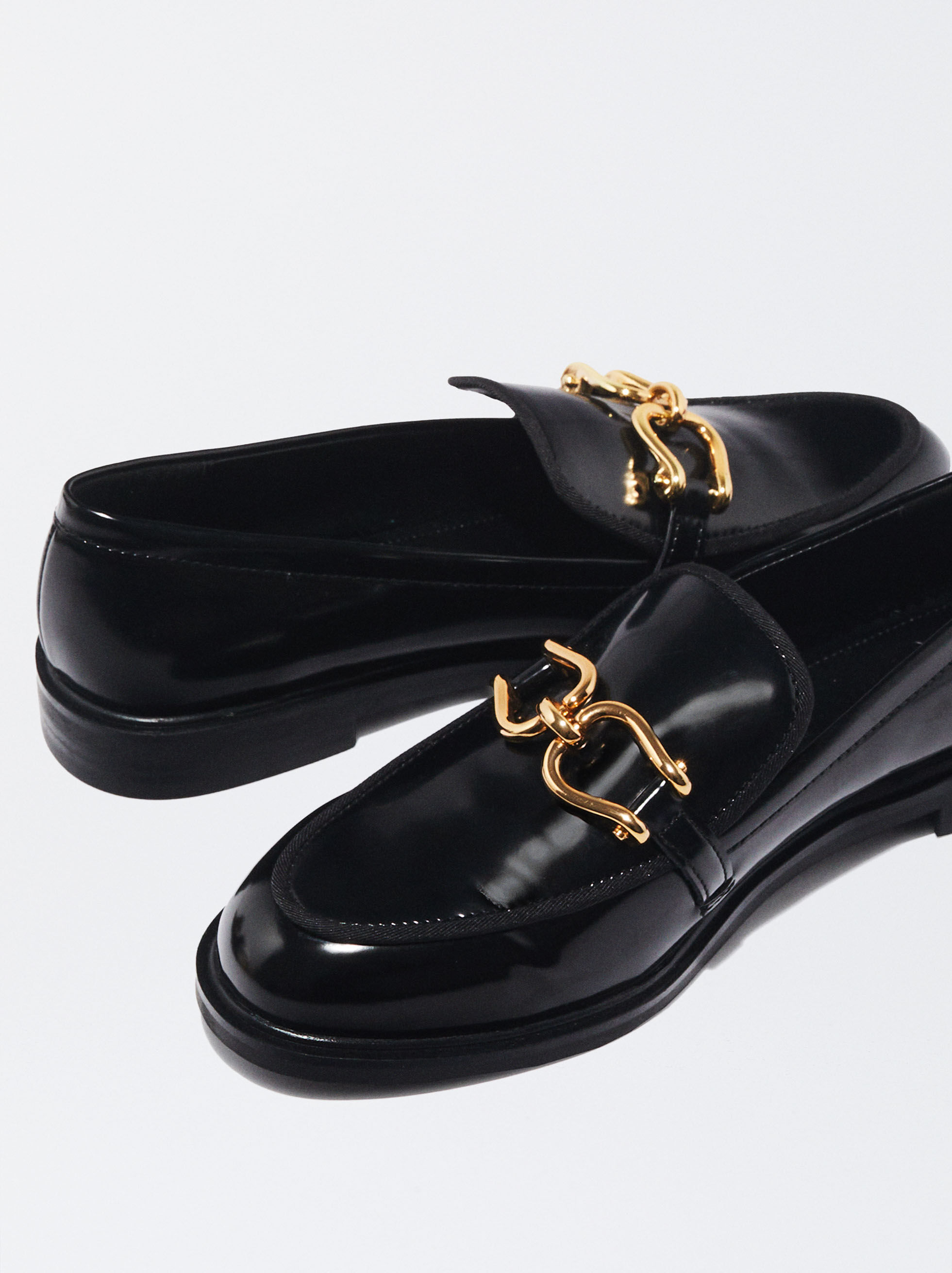 Buckle moccasins outlet
