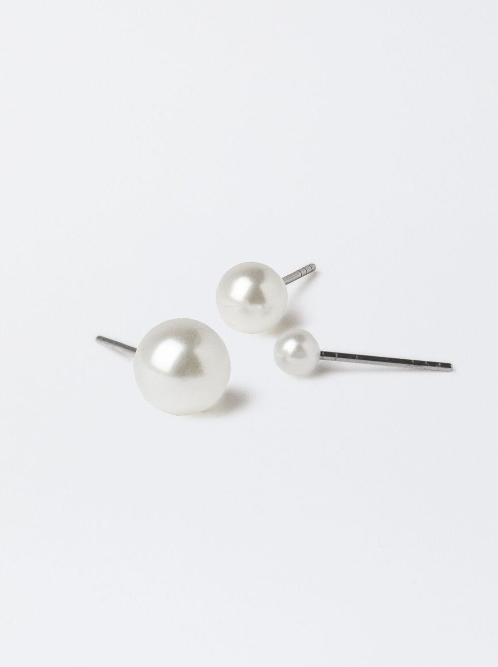 Set Of Faux Pearl Studs