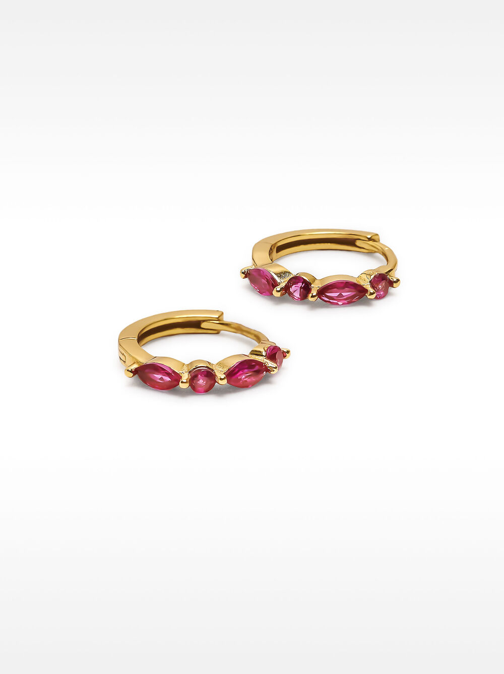 Hoop earrings with zirconia - stainless steel