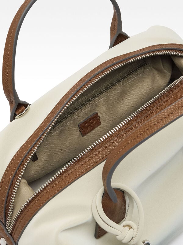 Soft texture tote bag with pendant M