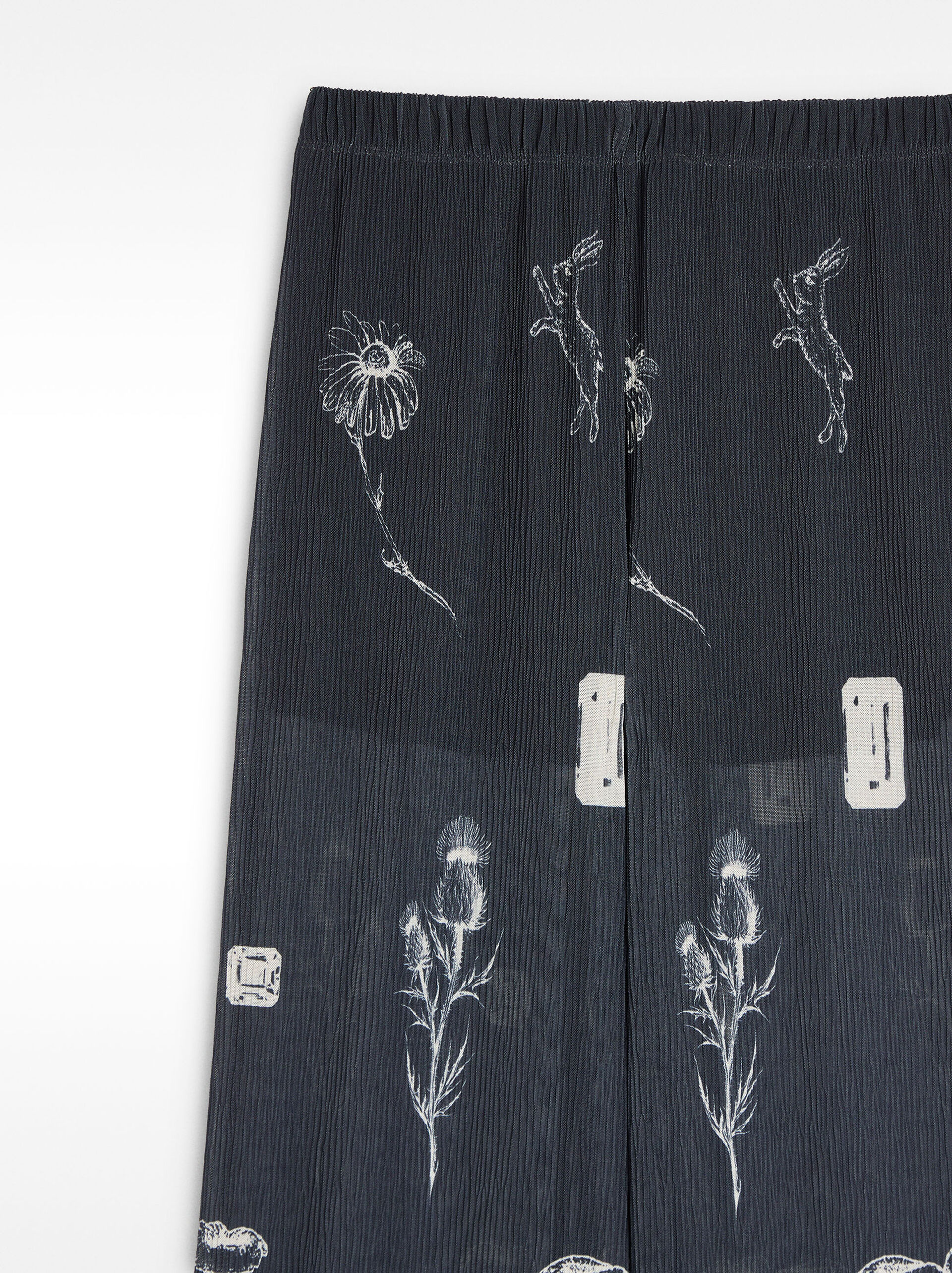 Printed loose-fitting trousers  image number 6.0