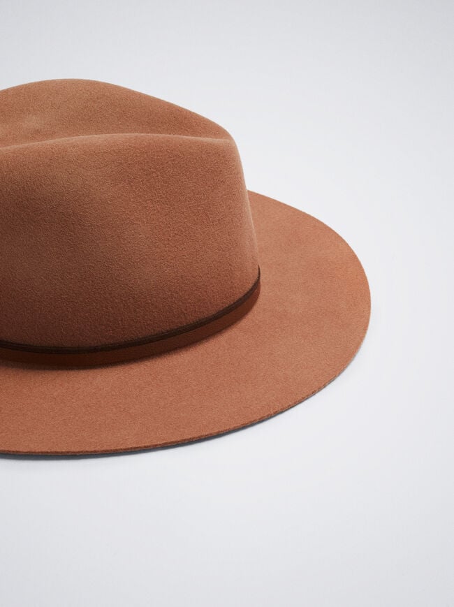Woollen Hat image number 1.0
