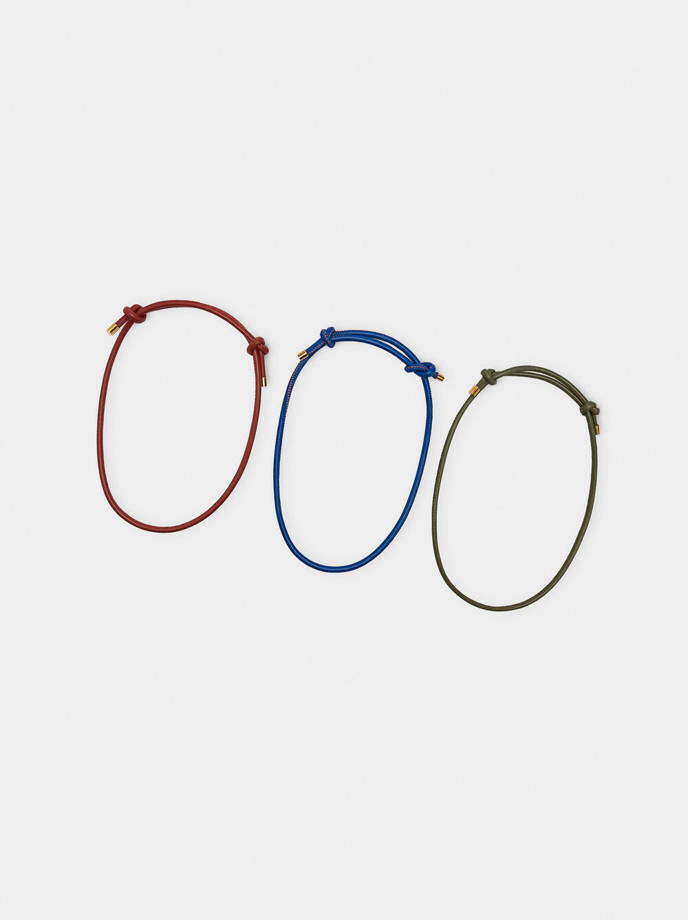 Set of necklaces with cord