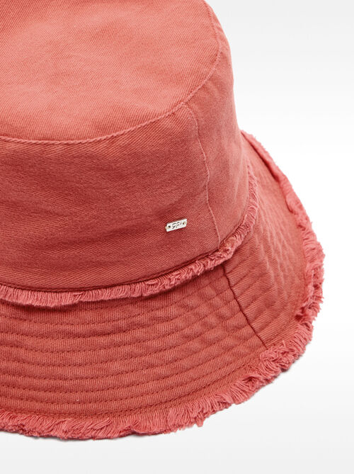 Gorro bucket deshilachado