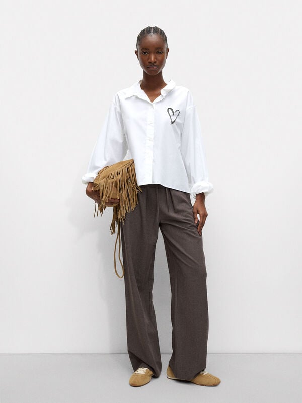 100% cotton shirt with heart detail