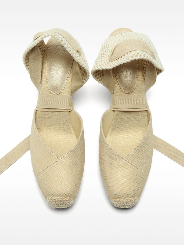 Wedges with metallic effect