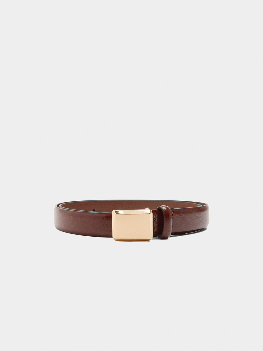 Belt with rectangular buckle