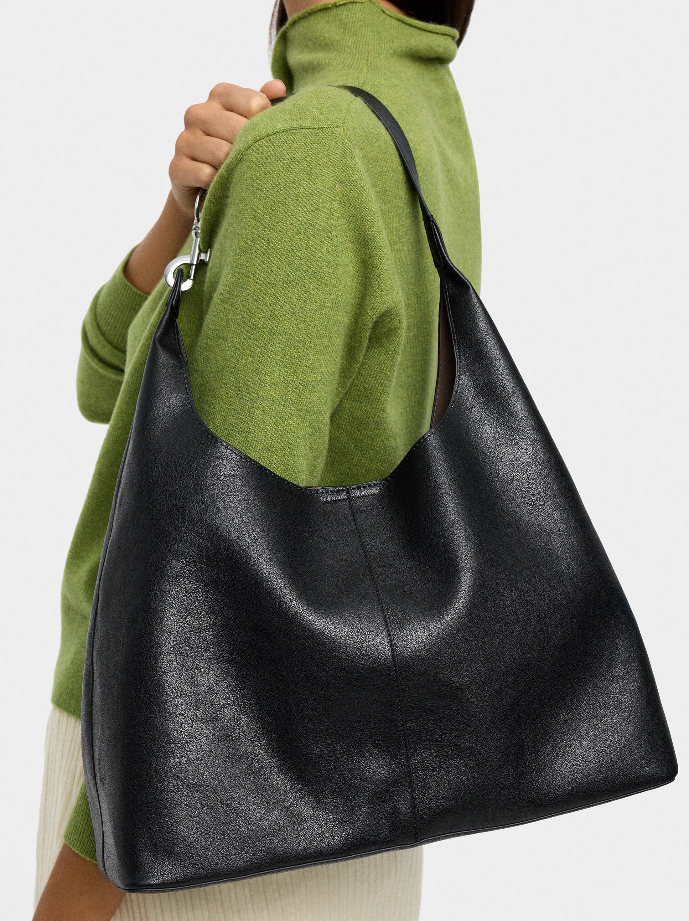 Shoulder bag with carabiner image number 1.0