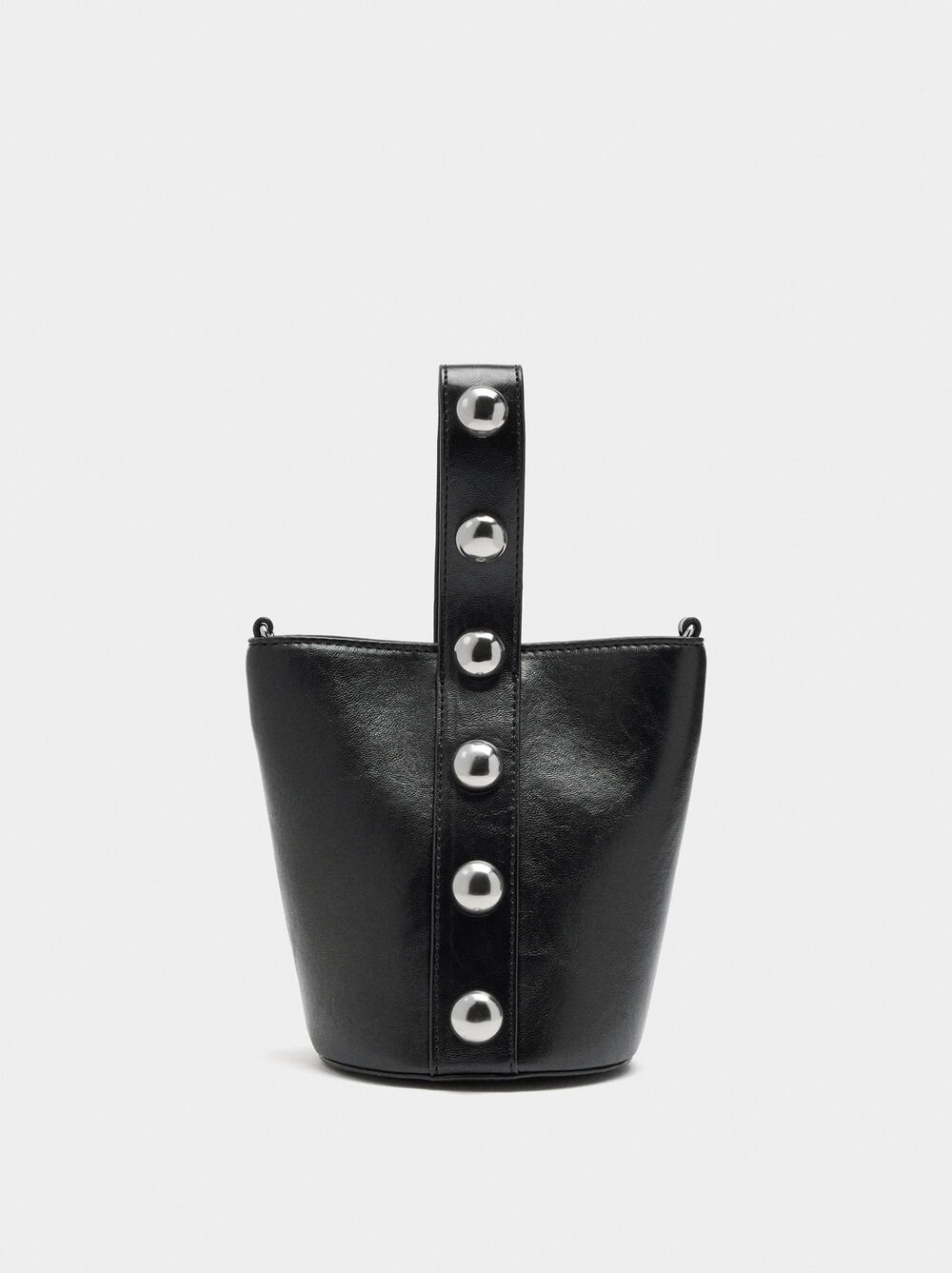 Bucket bag with spheres