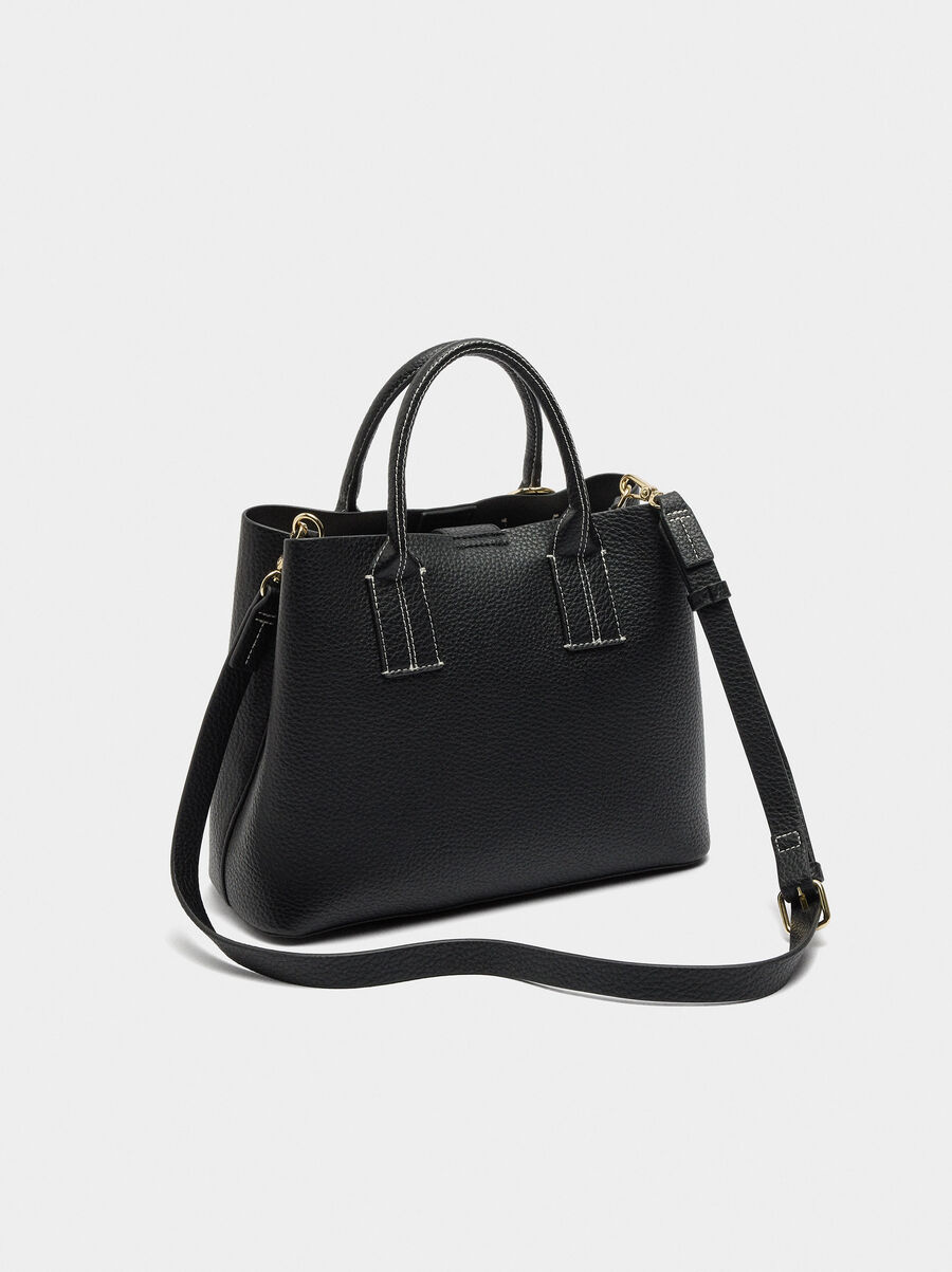 Tote bag with texture