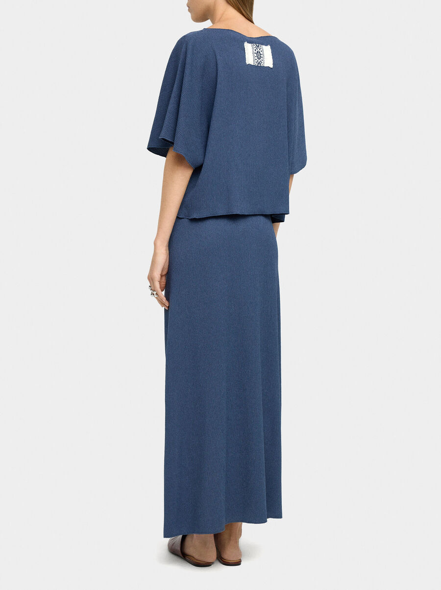 Long skirt with crinkled effect