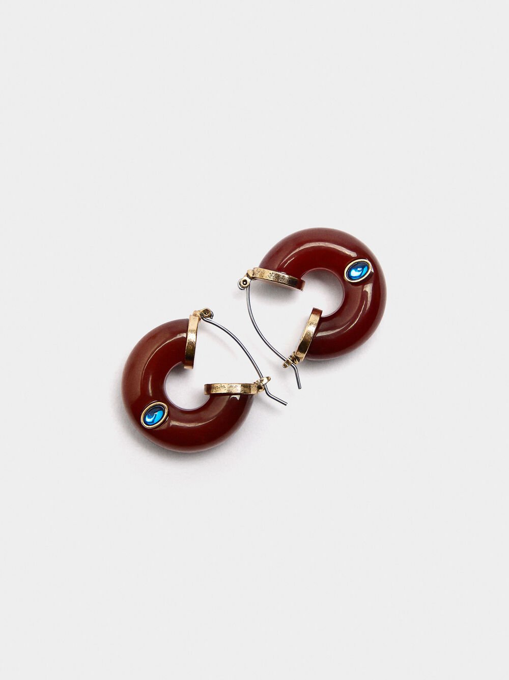 Tubular hoop earrings with resin