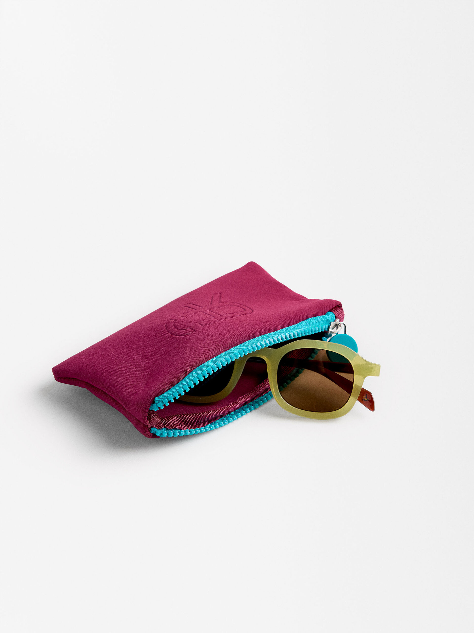 Round sunglasses  image number 3.0