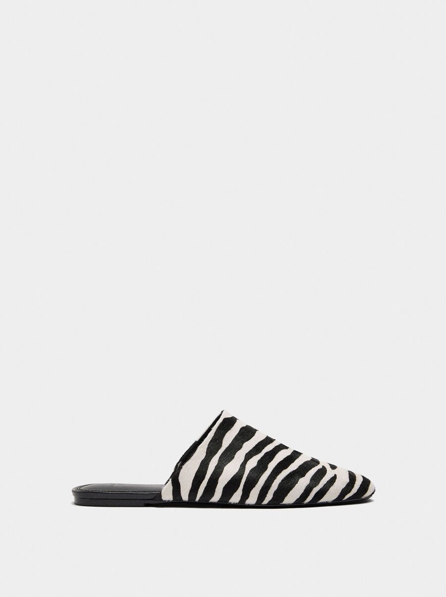 Animal print fur mule shoes