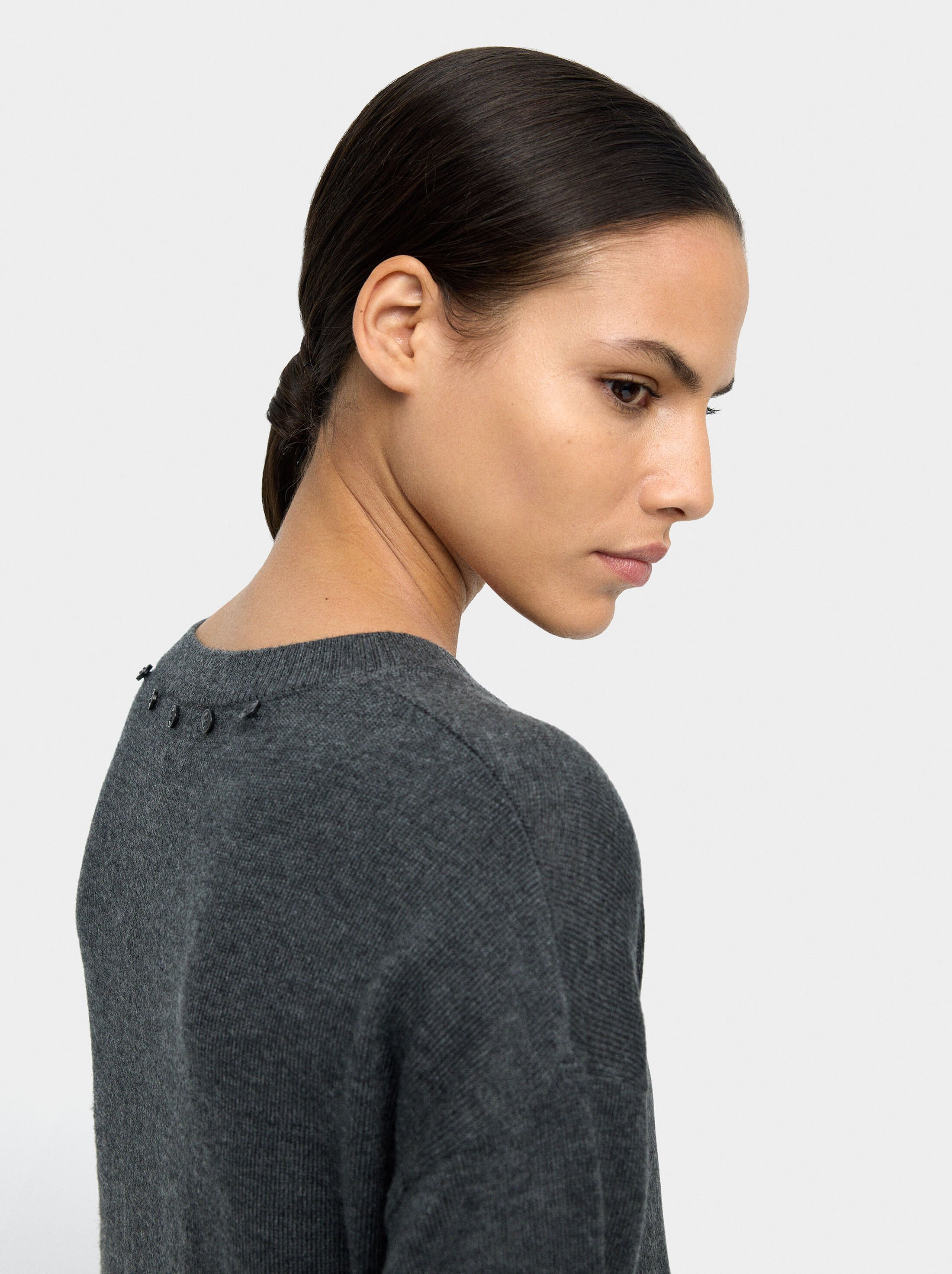 Vestido midi de malha com cachecol  image number 4.0