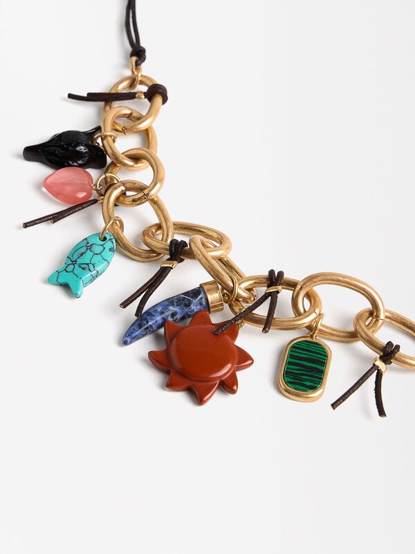 Necklace with chain links and stone pendants