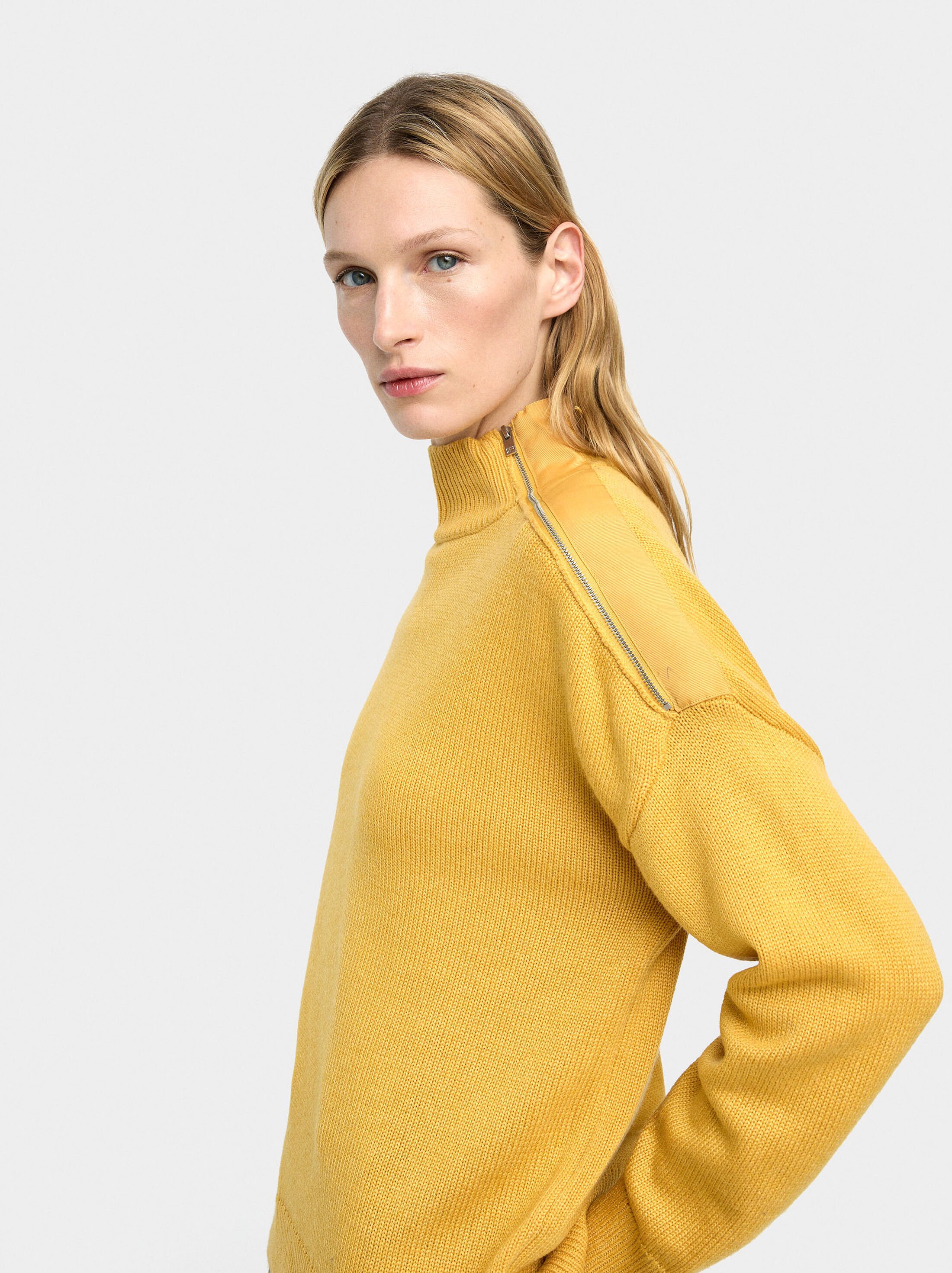 Knit sweater with zipper closure image number 3.0