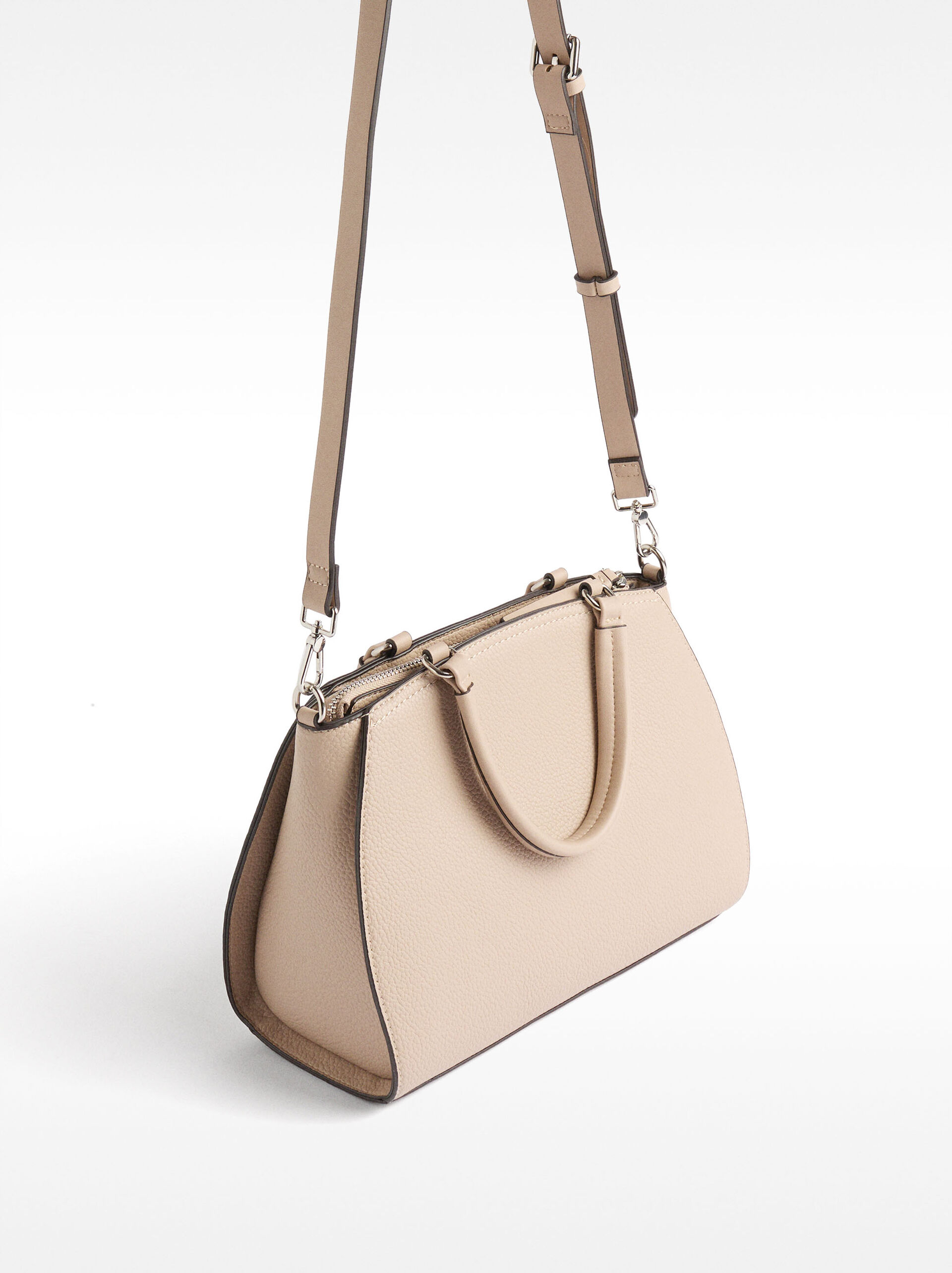 Tote bag with texture and crossbody strap image number 2.0
