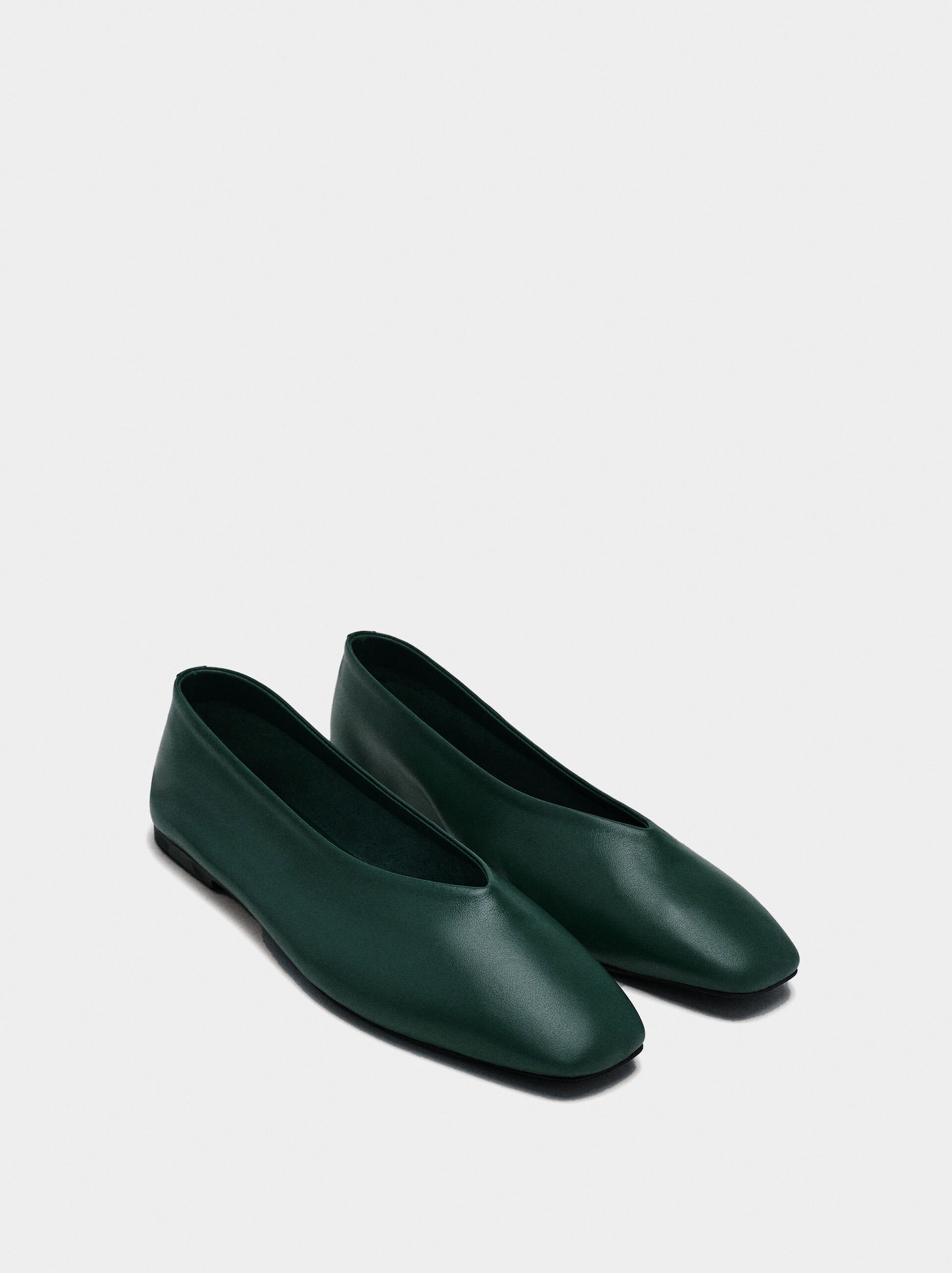 Plain leather ballet flats image number 2.0