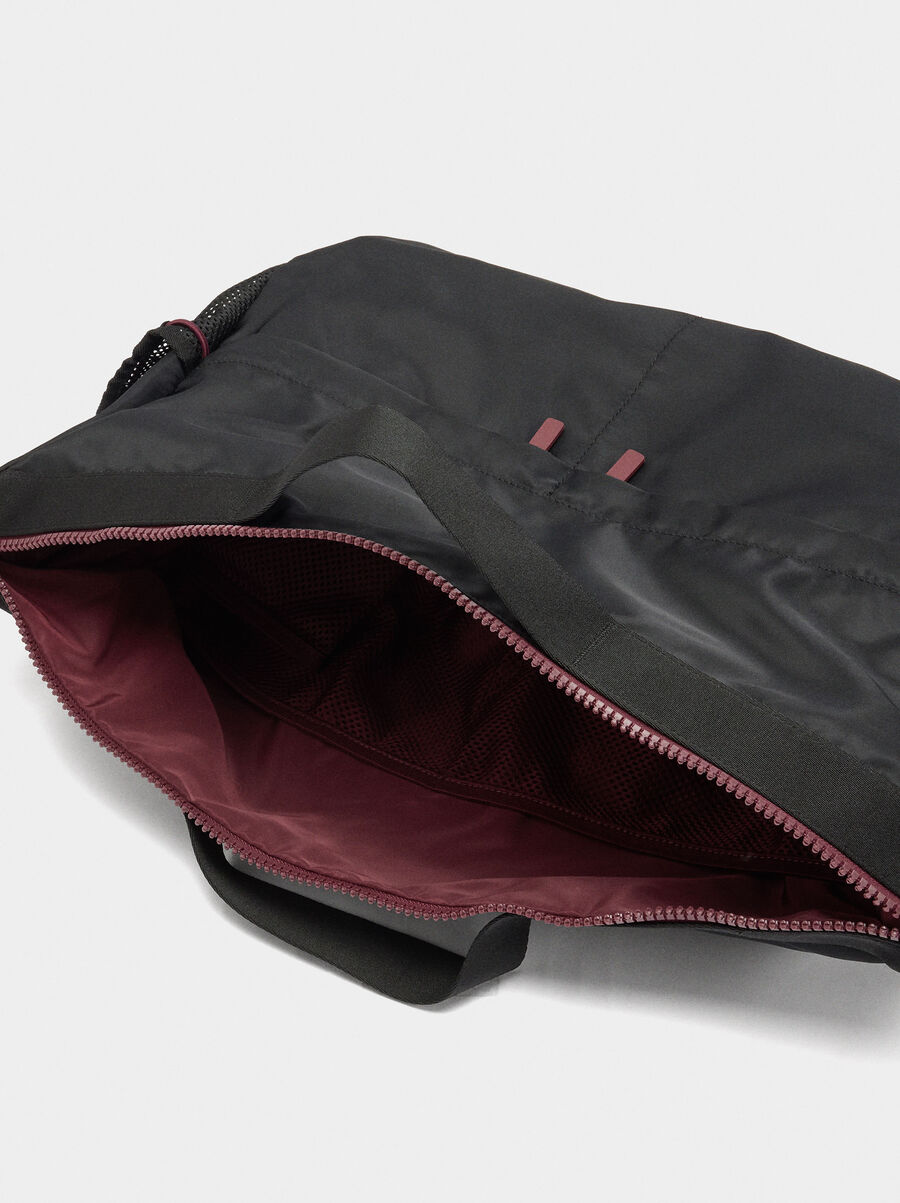 Nylon sports bag