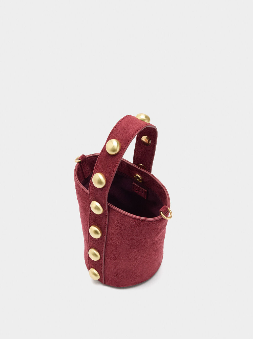 Bucket bag with spheres