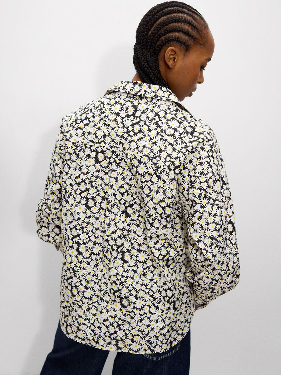 Daisy print shirt