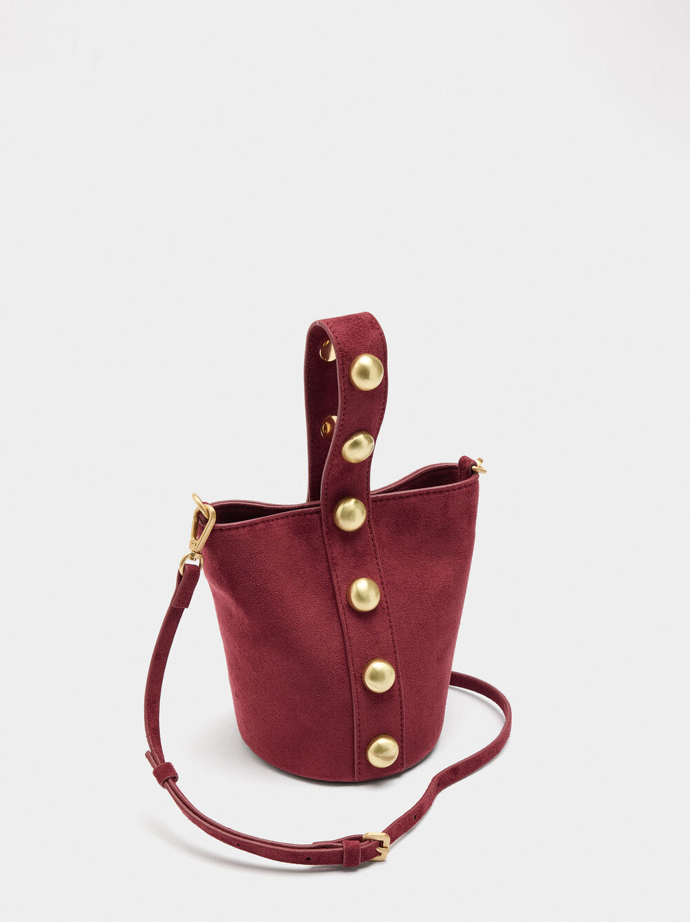 Bucket bag with spheres