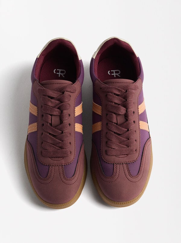 Sneakers contrast soft effect