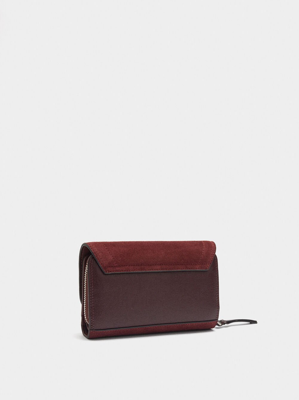 Wallet with leather details with flap