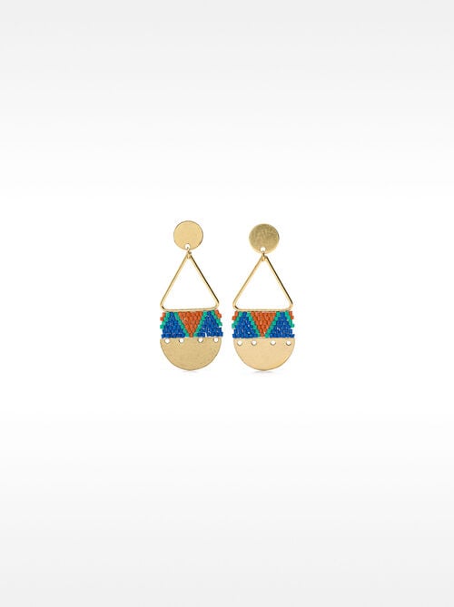 Pendientes largos triangulares con abalorios