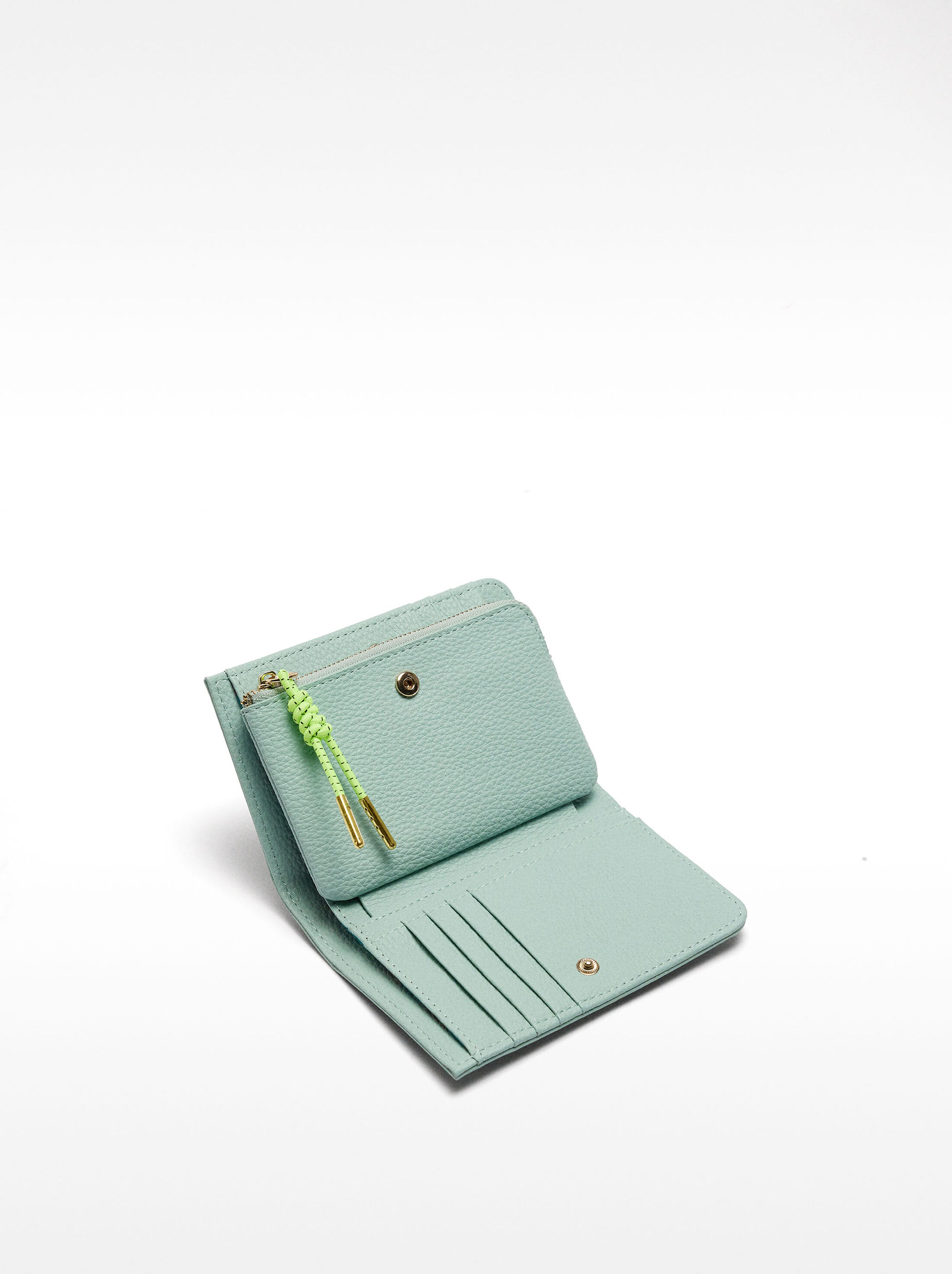Cartera con textura image number 3.0