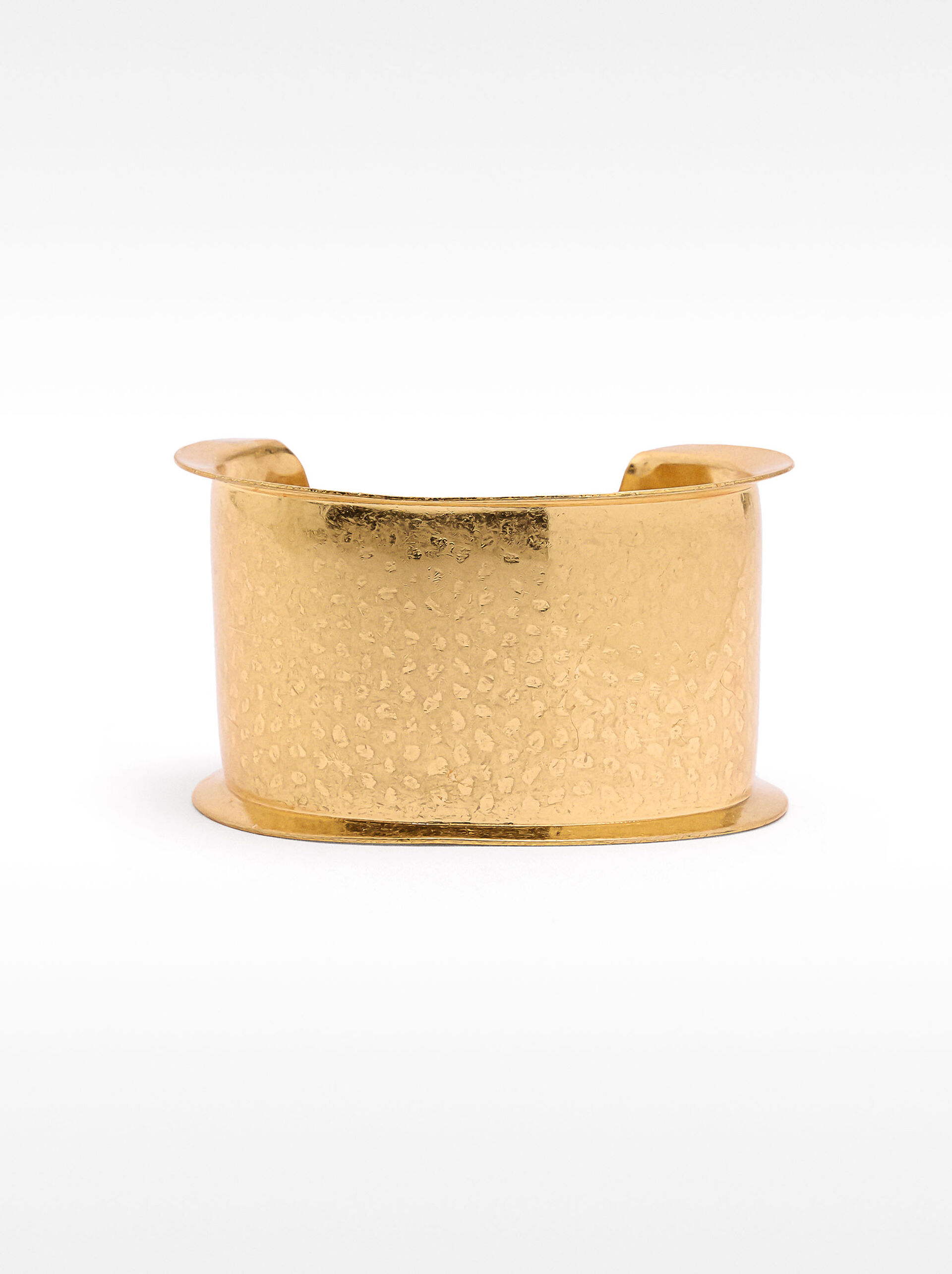 Wide bracelet with hammered effect image number 0.0