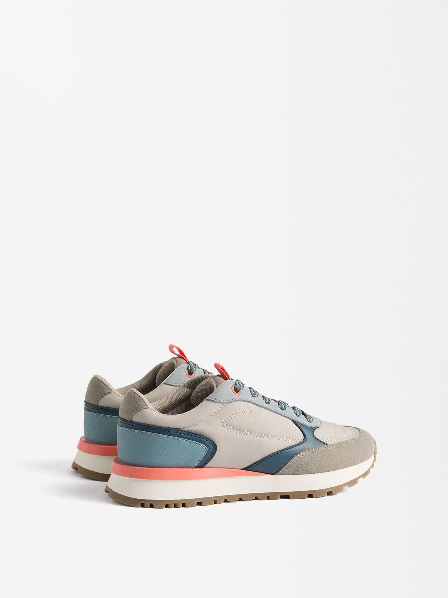 Multicolored contrast sneakers