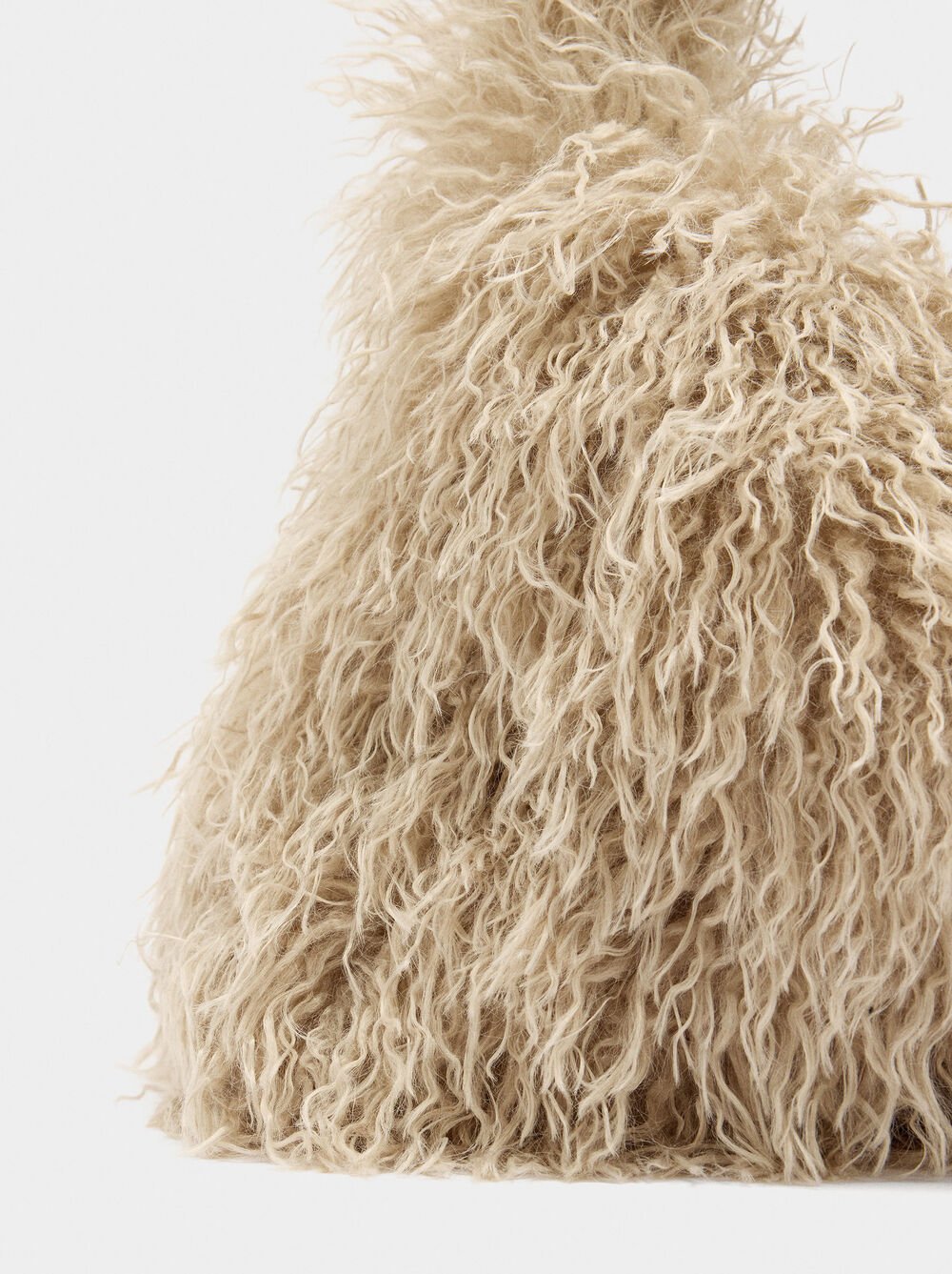 Shoulder bag with fur effect