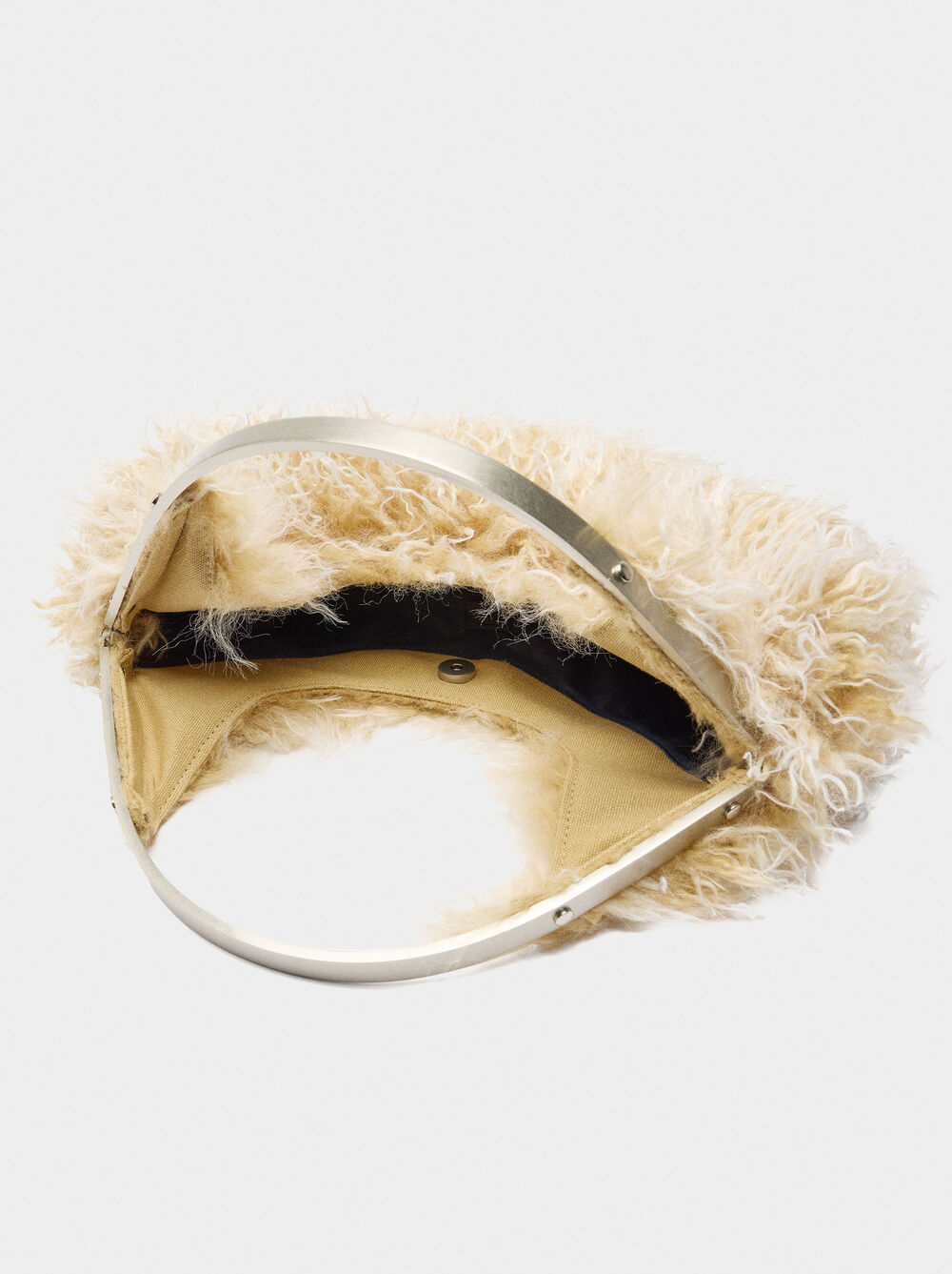 Handbag with fur effect